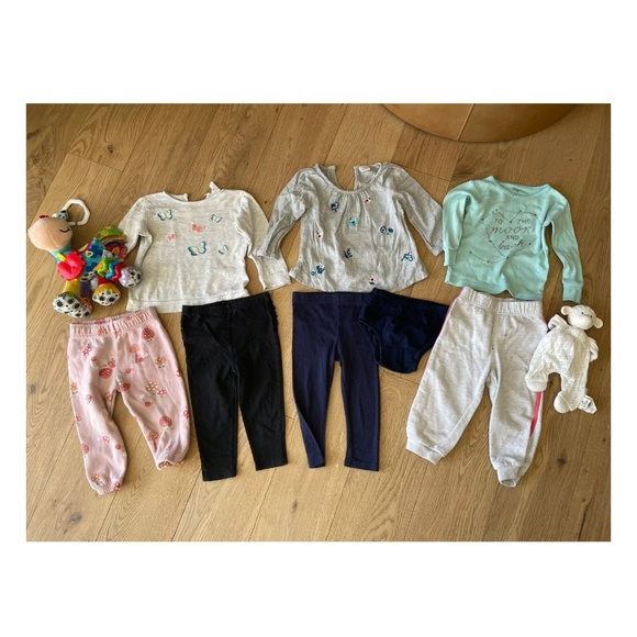 Baby Girl 12-18 Months Lot Bundle H&M Ruffle Toys Butterfly Top - Picture 1 of 10